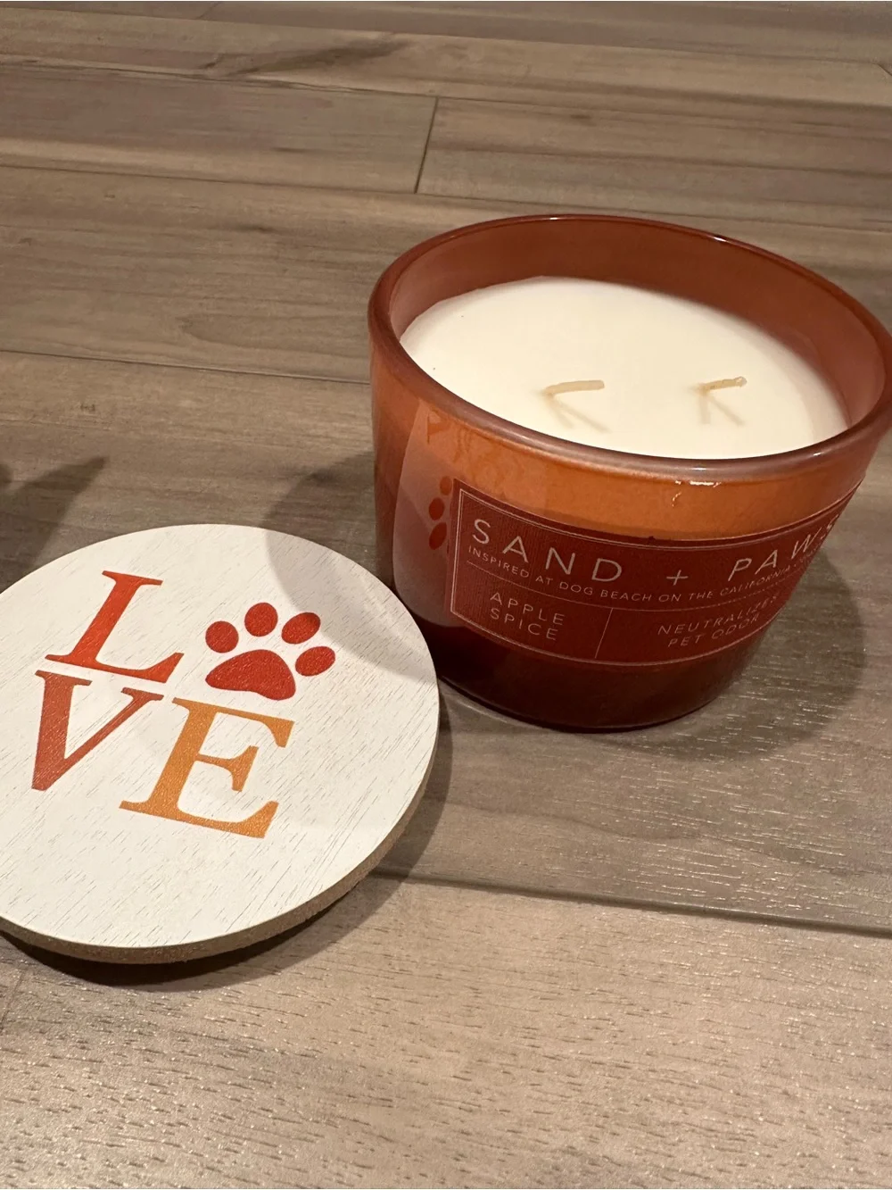 Apple Spice Scented Candle — Red sand and paws 🐾